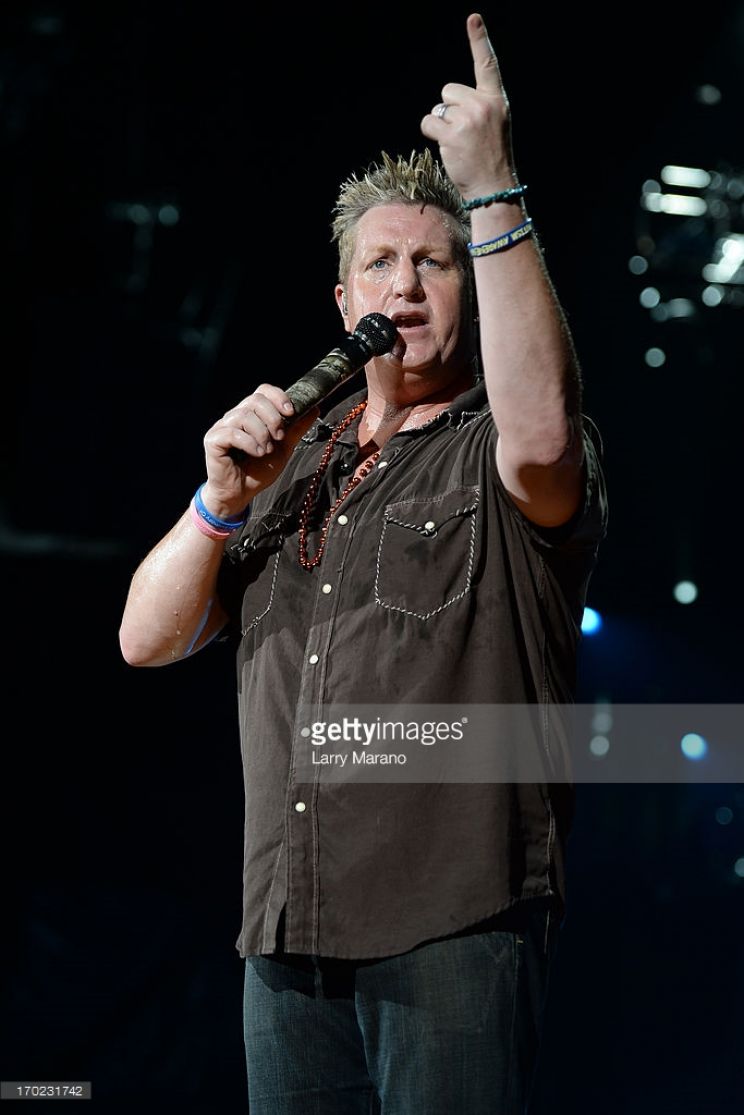 Gary LeVox