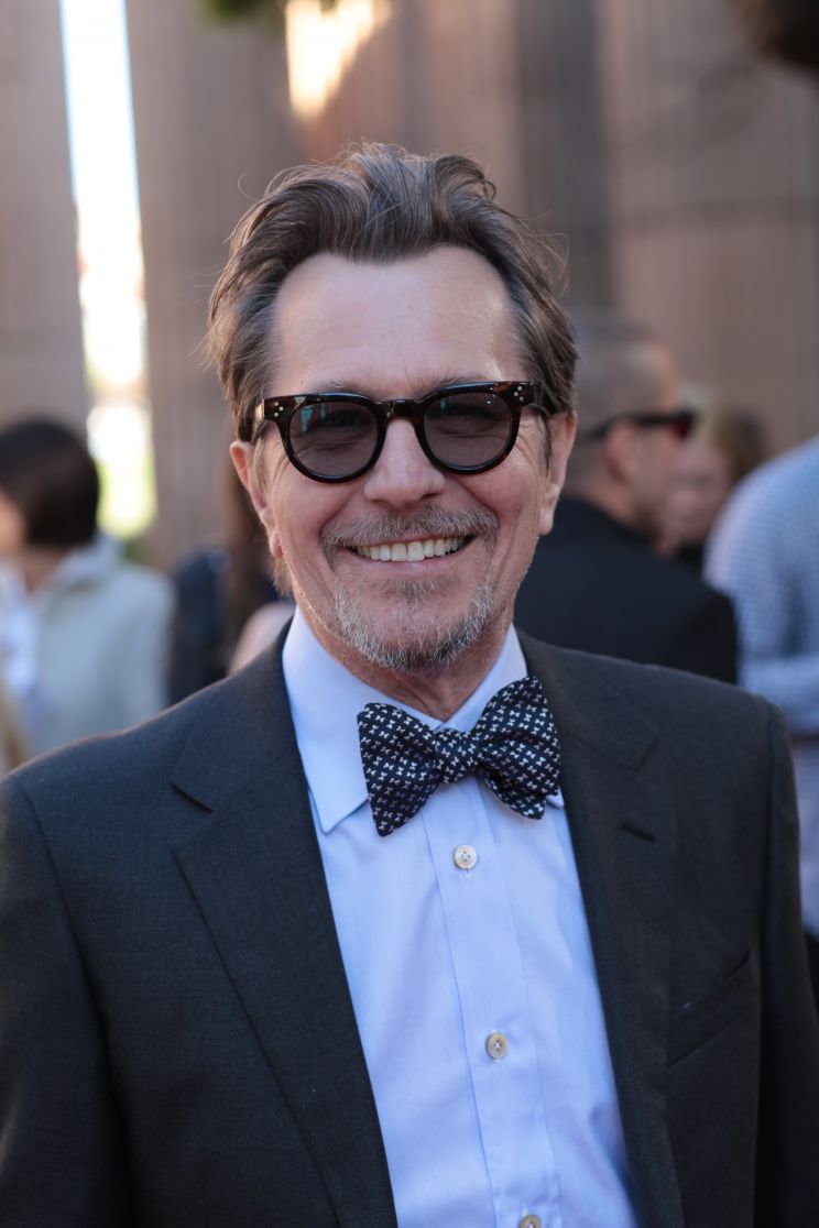 Gary Oldman