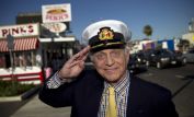 Gavin MacLeod