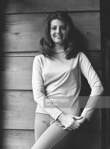 Gayle Hunnicutt