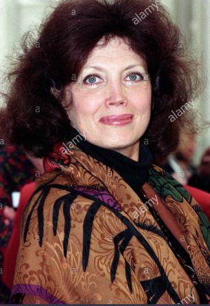 Gayle Hunnicutt