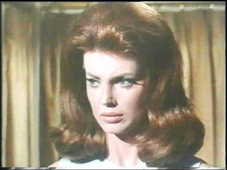 Gayle Hunnicutt