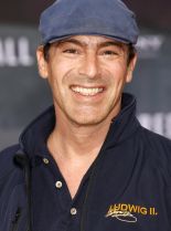 Gedeon Burkhard #1171611 picture (Portrait Medium)