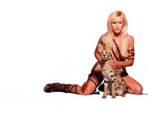 Gena Lee Nolin #619237 picture (Landscape Medium)