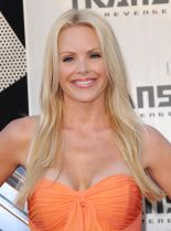 Gena Lee Nolin