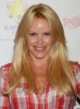 Gena Lee Nolin