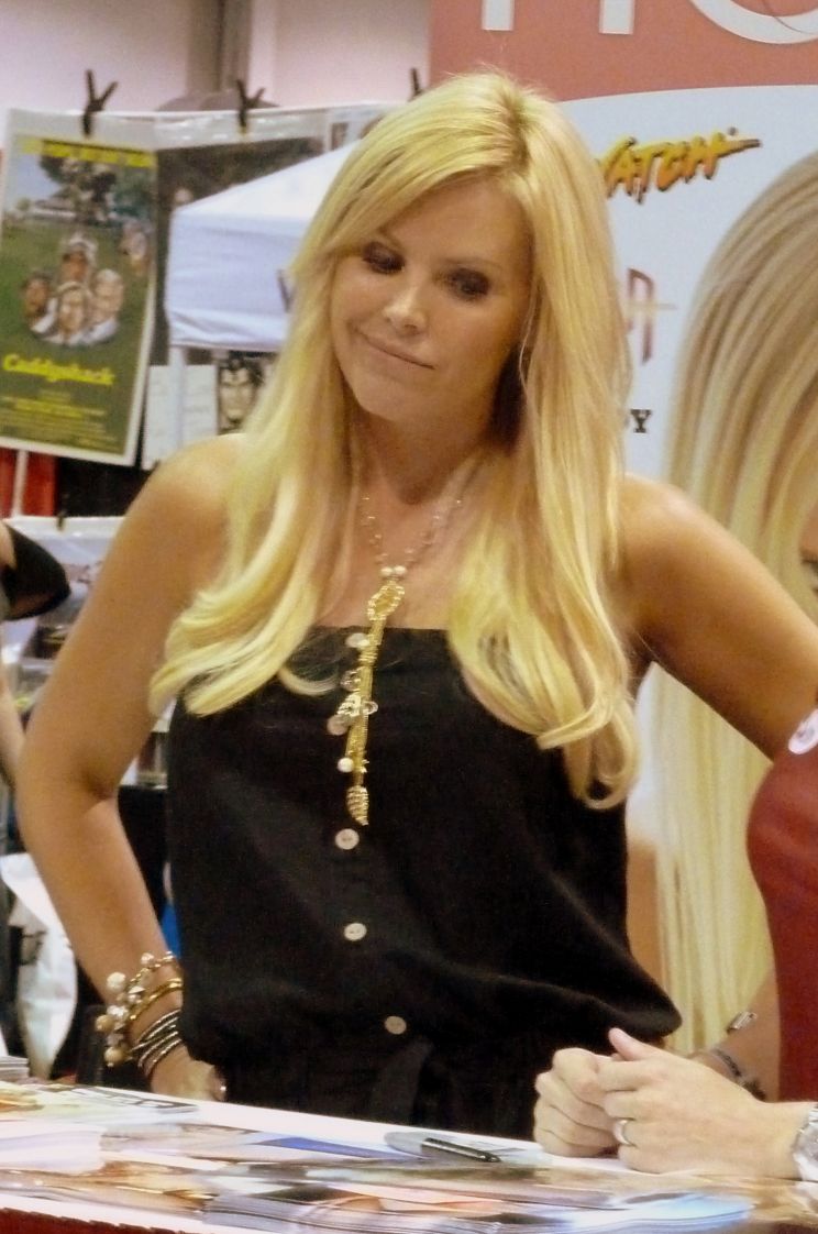 Gena Lee Nolin