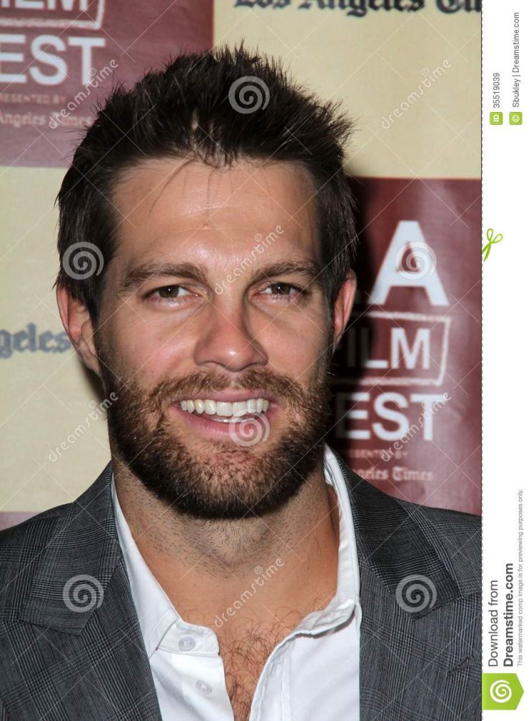 Geoff Stults