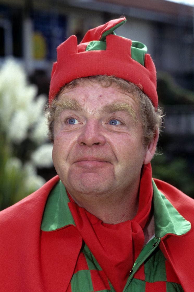 Geoffrey Hughes