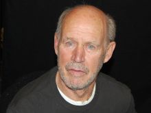 Geoffrey Lewis