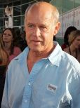 Geoffrey Lewis