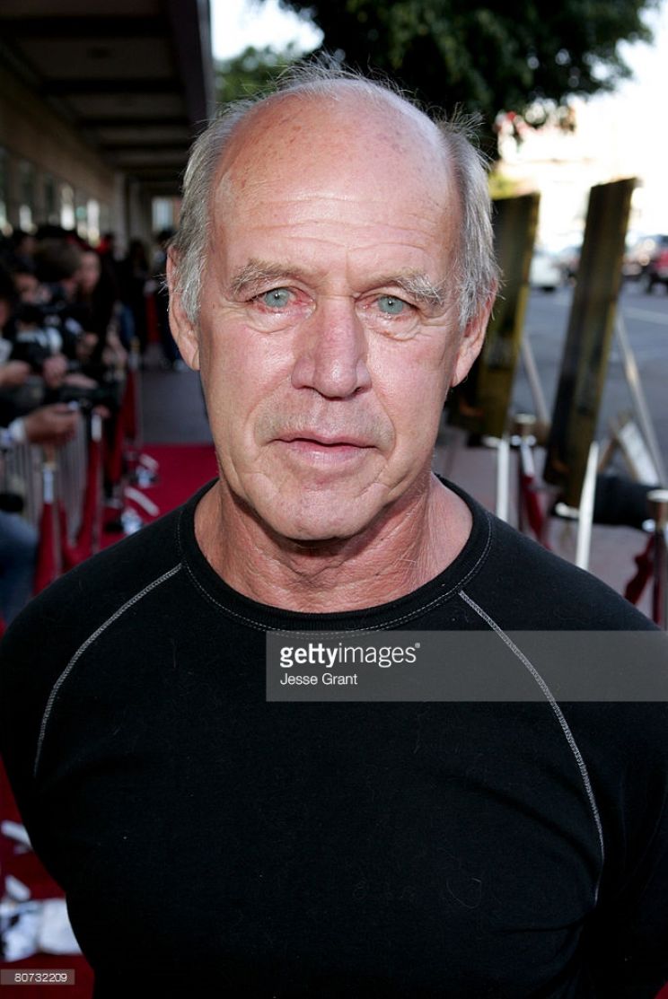 Geoffrey Lewis