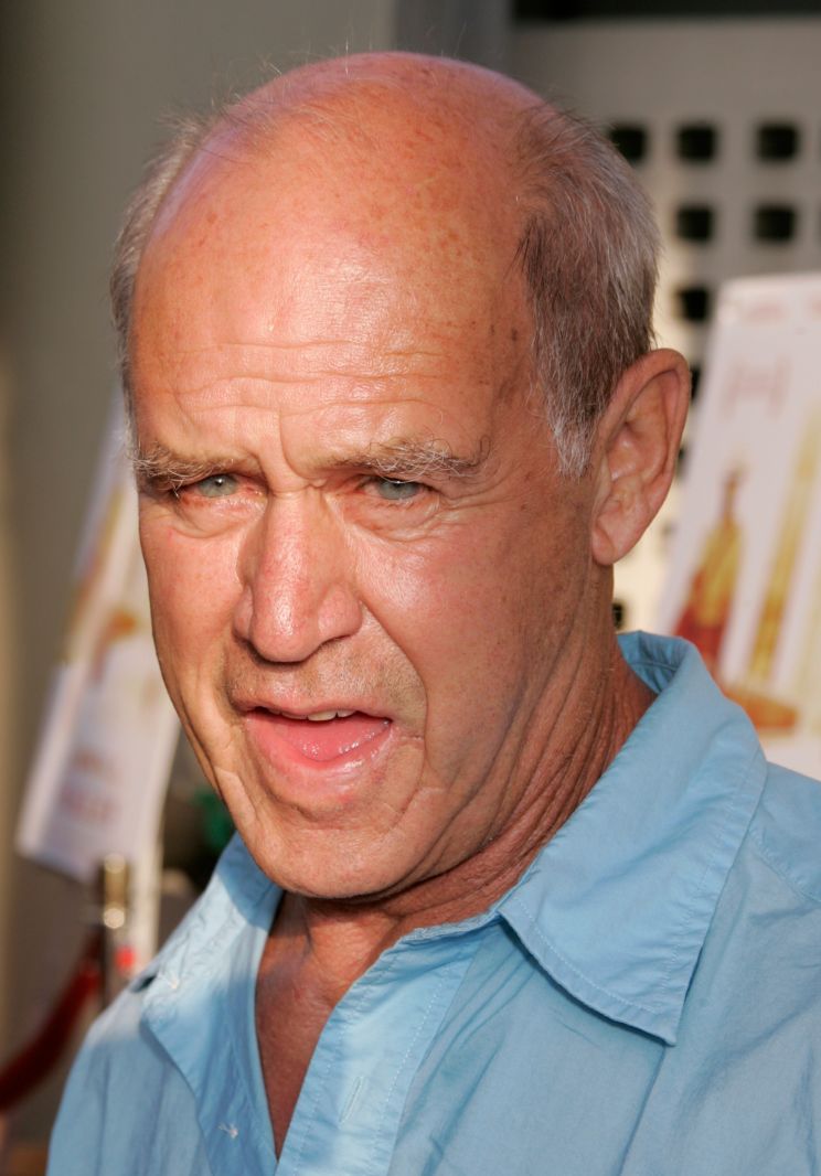 Geoffrey Lewis