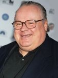 George Dzundza