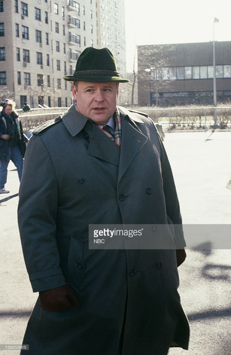 George Dzundza