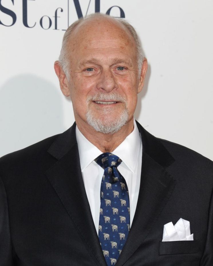 Gerald McRaney.