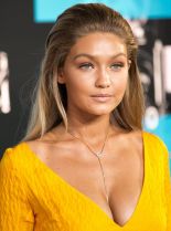 Gigi Hadid photo