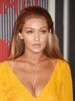 Gigi Hadid photo