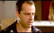 Gil Bellows