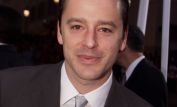 Gil Bellows