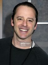 Gil Bellows