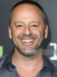 Gil Bellows