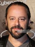 Gil Bellows