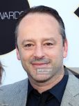 Gil Bellows