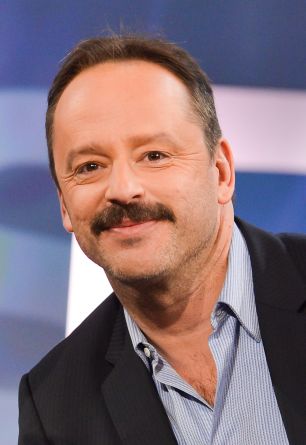 Gil Bellows