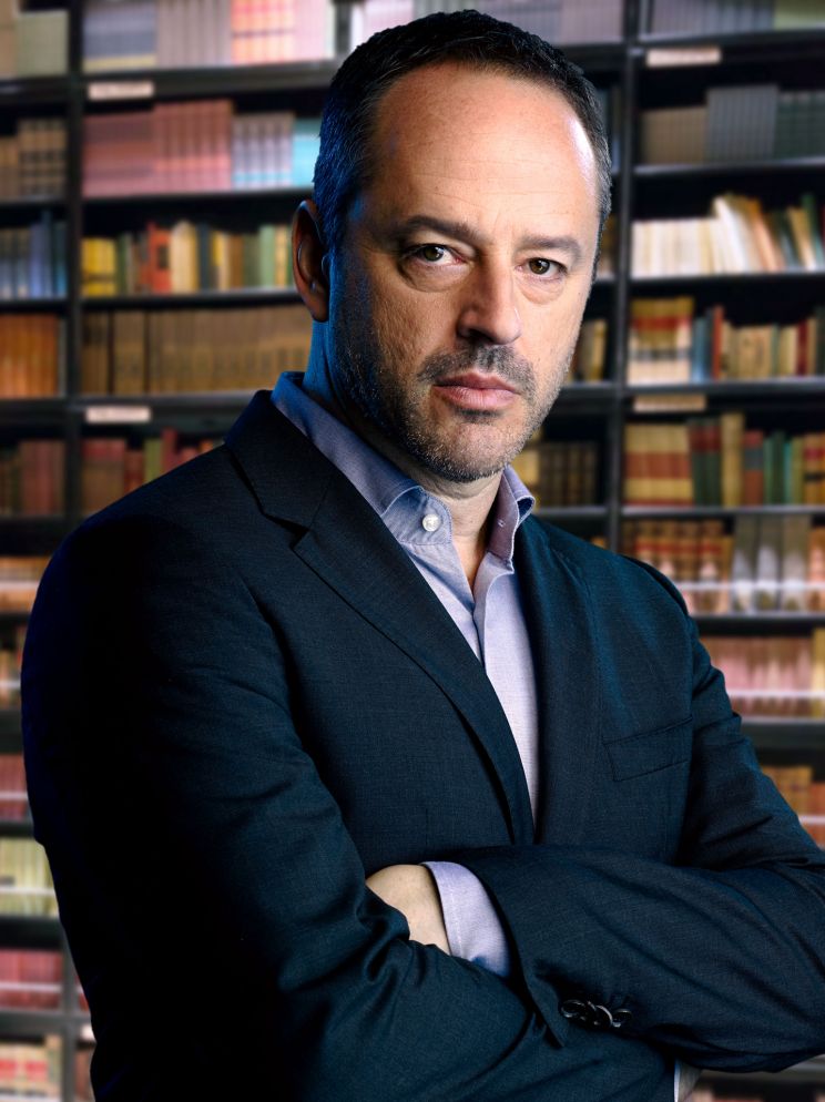 Gil Bellows