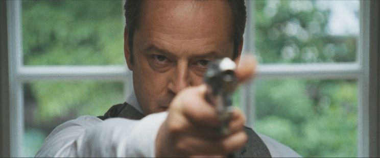Gil Bellows