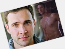 Gil McKinney