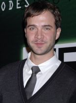 Gil McKinney