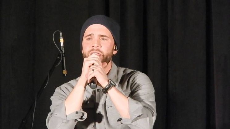 Gil McKinney