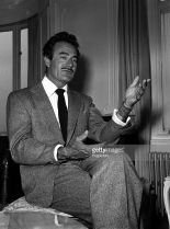 Gilbert Roland #1368797 picture (Portrait Medium)