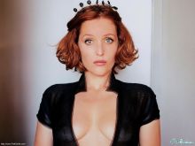 Gillian Anderson