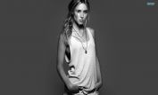 Gillian Zinser