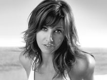 Gina Gershon