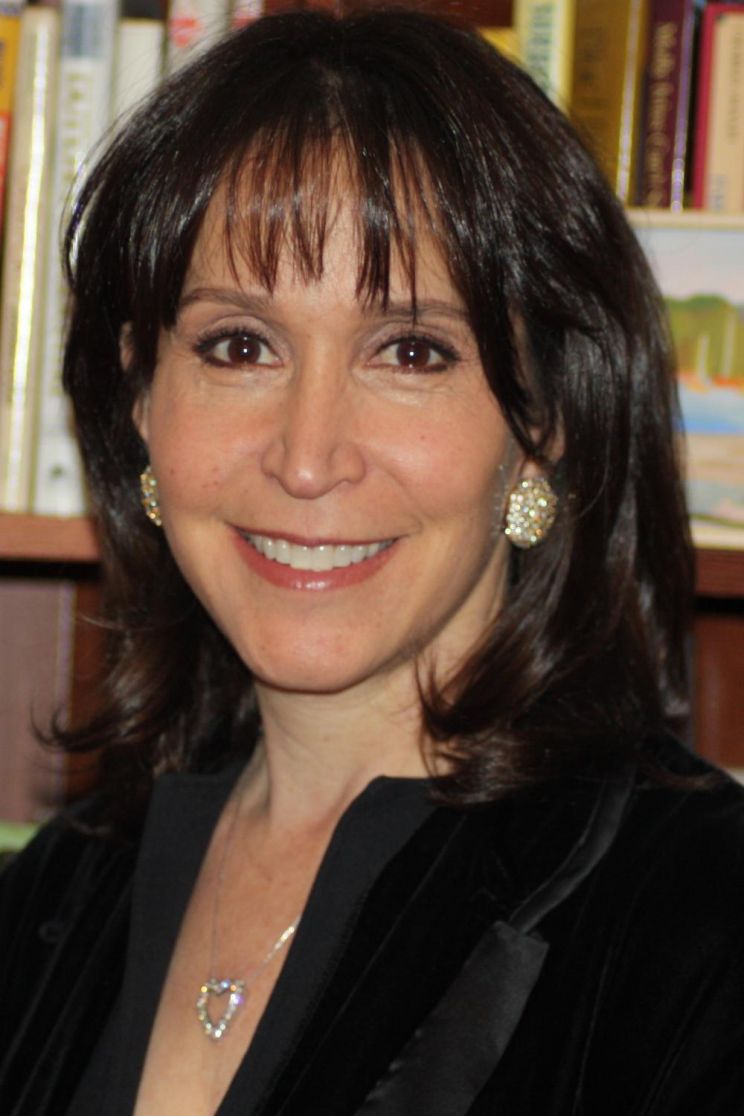 Gina Hecht