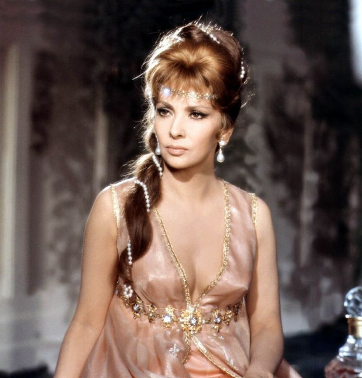 Gina Lollobrigida