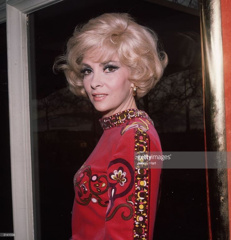 Gina Lollobrigida