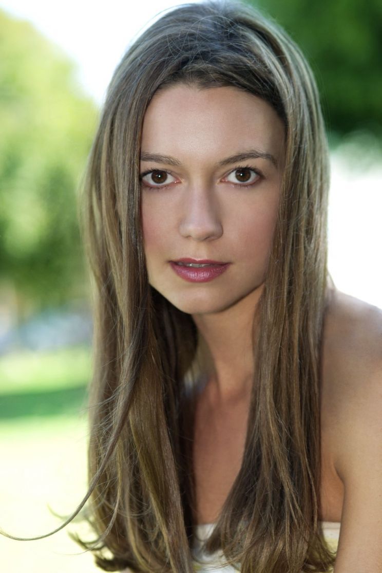 Gina Philips