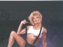 Ginger Lynn