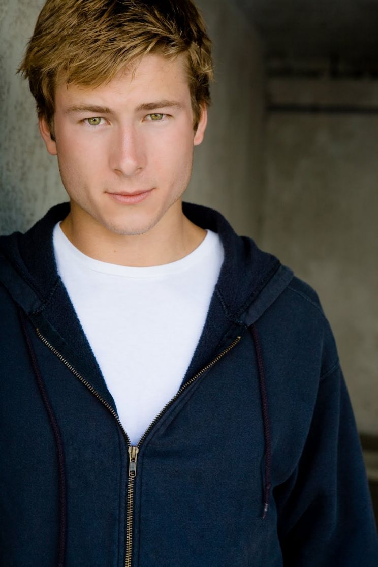 Glen Powell