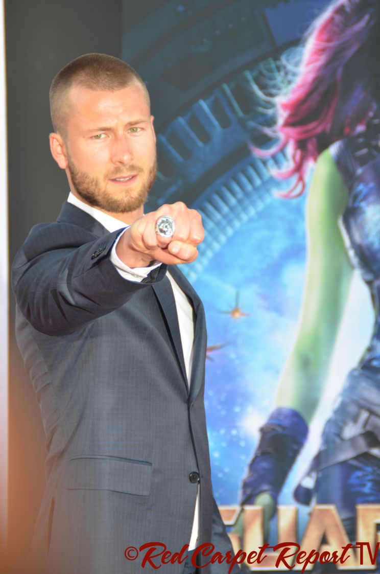 Glen Powell