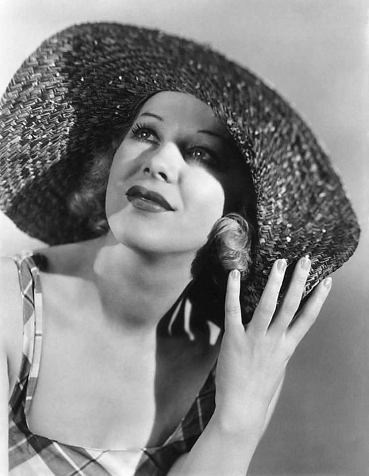 Glenda Farrell