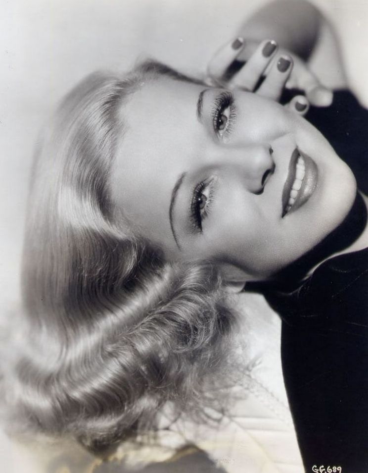 Glenda Farrell