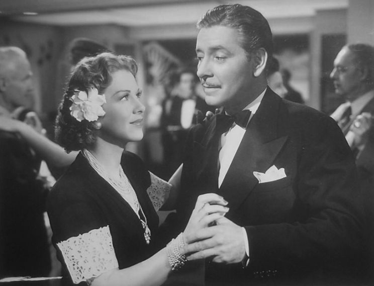 Glenda Farrell