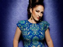 Gloria Estefan