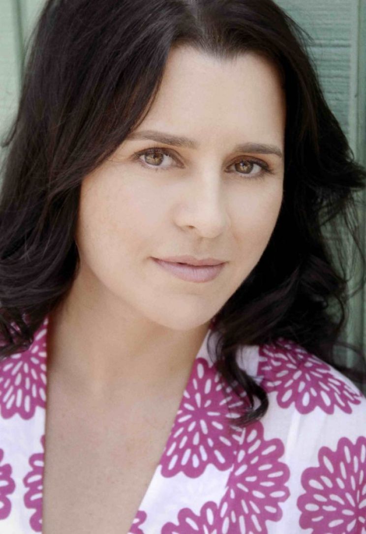 Gloria Garayua